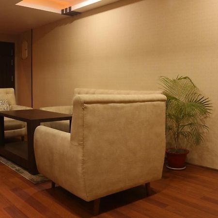 Hotel The Kalyaniz กูวาฮาติ ภายนอก รูปภาพ
